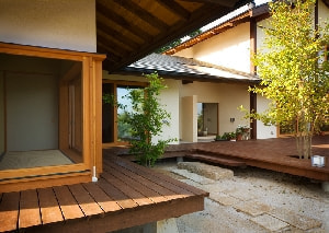 中村建築事務所の住まいの建築例　二世帯住宅自然材料のみで造り上げる二世帯住宅