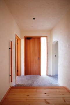 中村建築事務所の住まいの建築例玄関