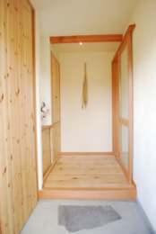 中村建築事務所の住まいの建築例 玄関