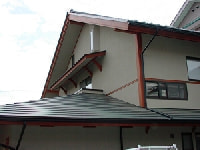 中村建築事務所の住まいの建築例　外観二階部分