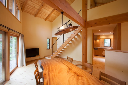 中村建築事務所の山荘建築例 リビング