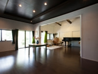 中村建築事務所の民家再生(改築)例 音楽ホール小淵沢の音楽ホール